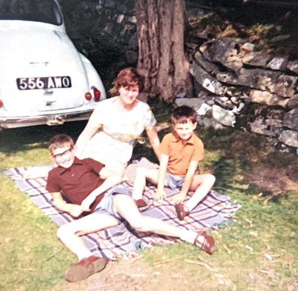 Family Picnic in Brecon